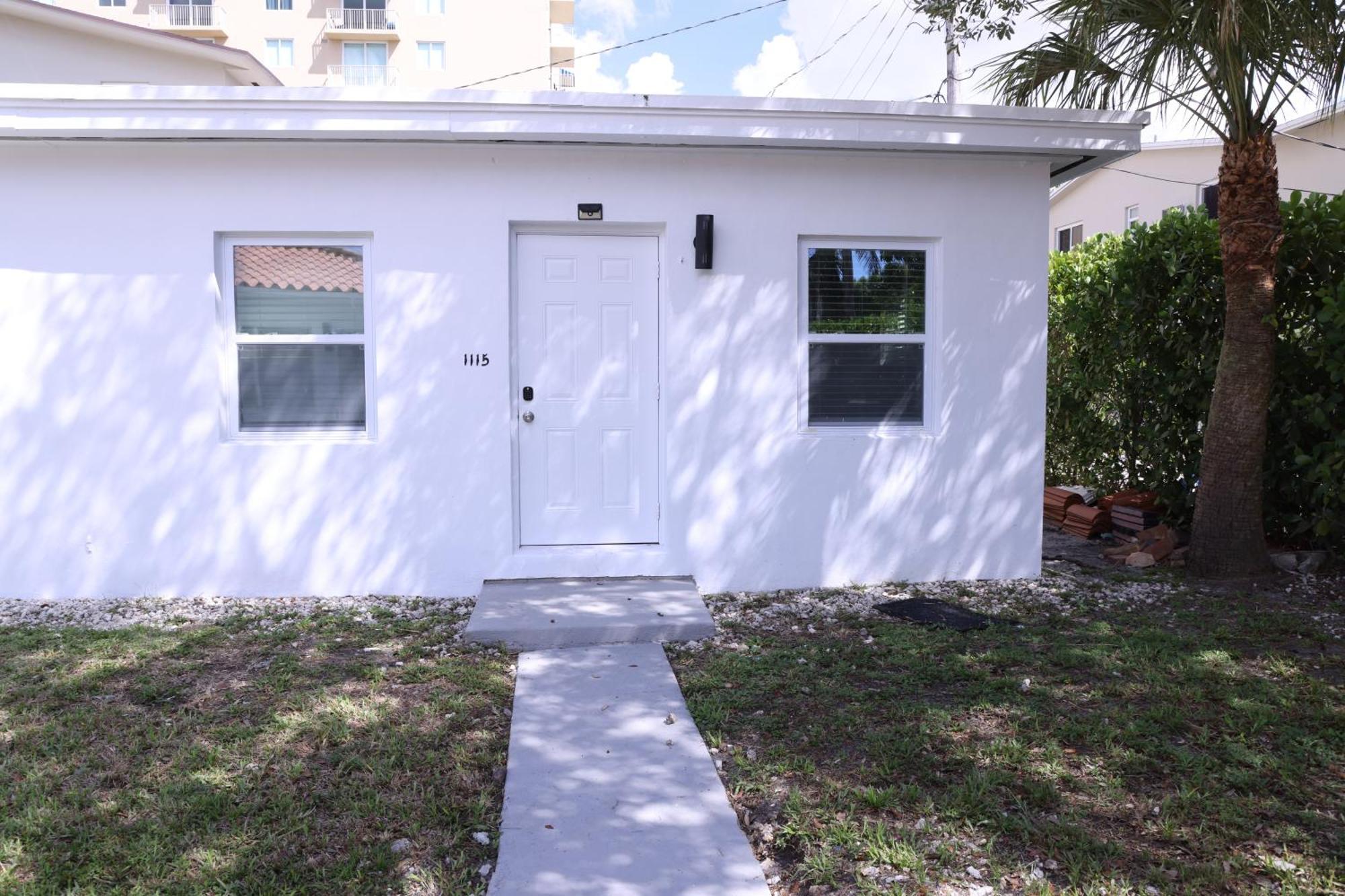 Douglas Rd Apartments Miami Exterior photo